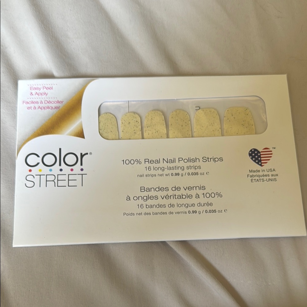 Color Street Speckled Cream Nail Strips Undercover